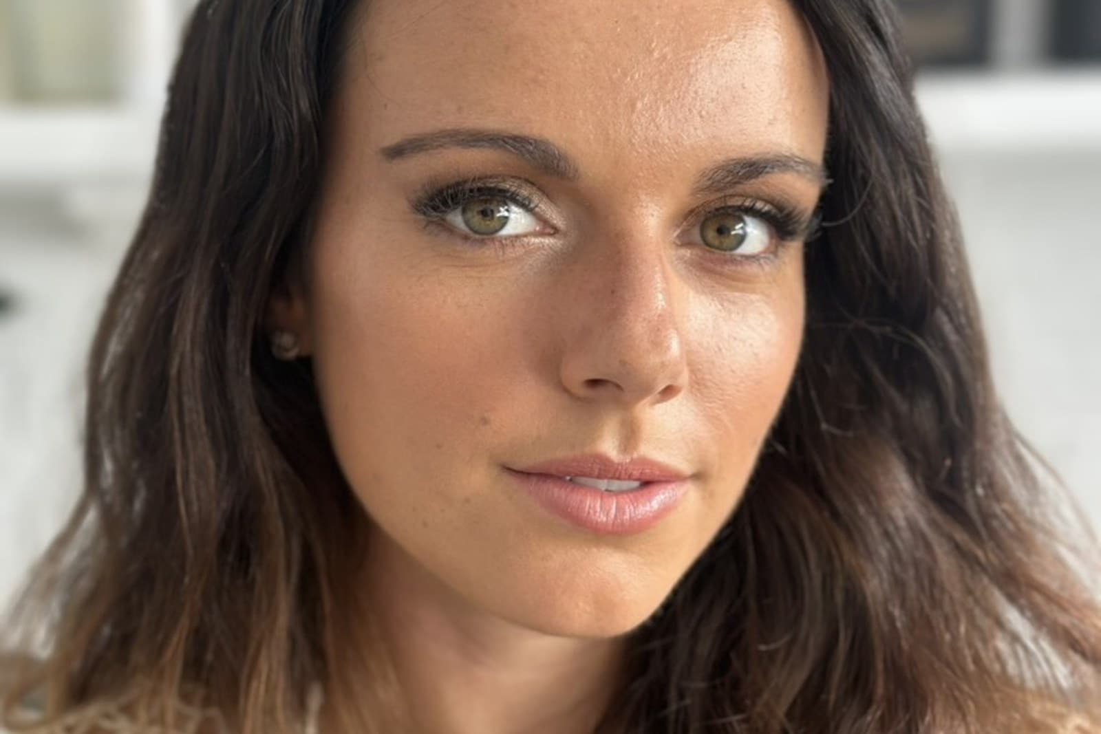 Soft bridal makeup look for a Bondi beauty timeline